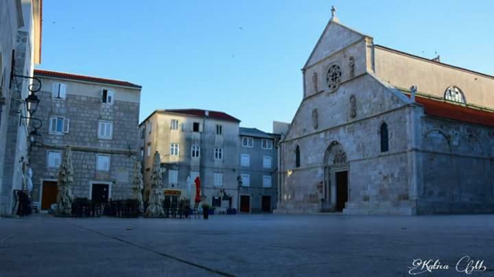 Apartments Lidija Pag Town Zewnętrze zdjęcie